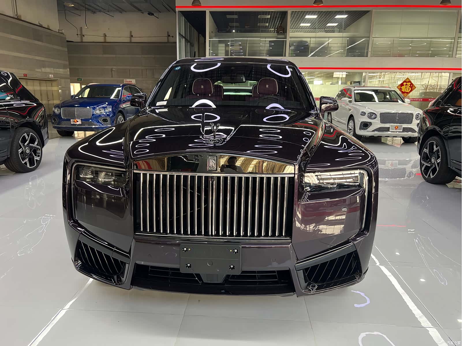 Rolls-Royce Cullinan, 2026 все фото