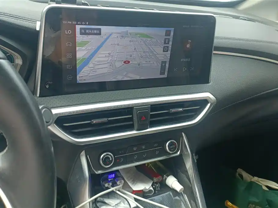 MAXUS EUNIQ 5