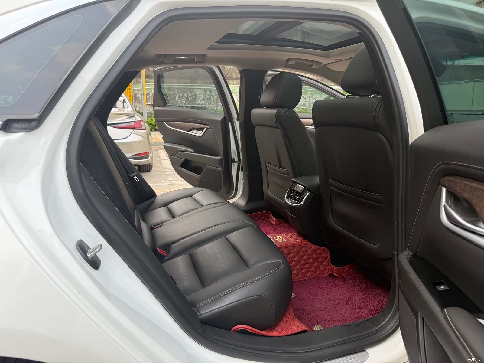Cadillac XTS, 2018 15