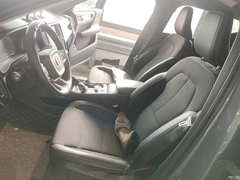 Volvo XC40, 2020 15
