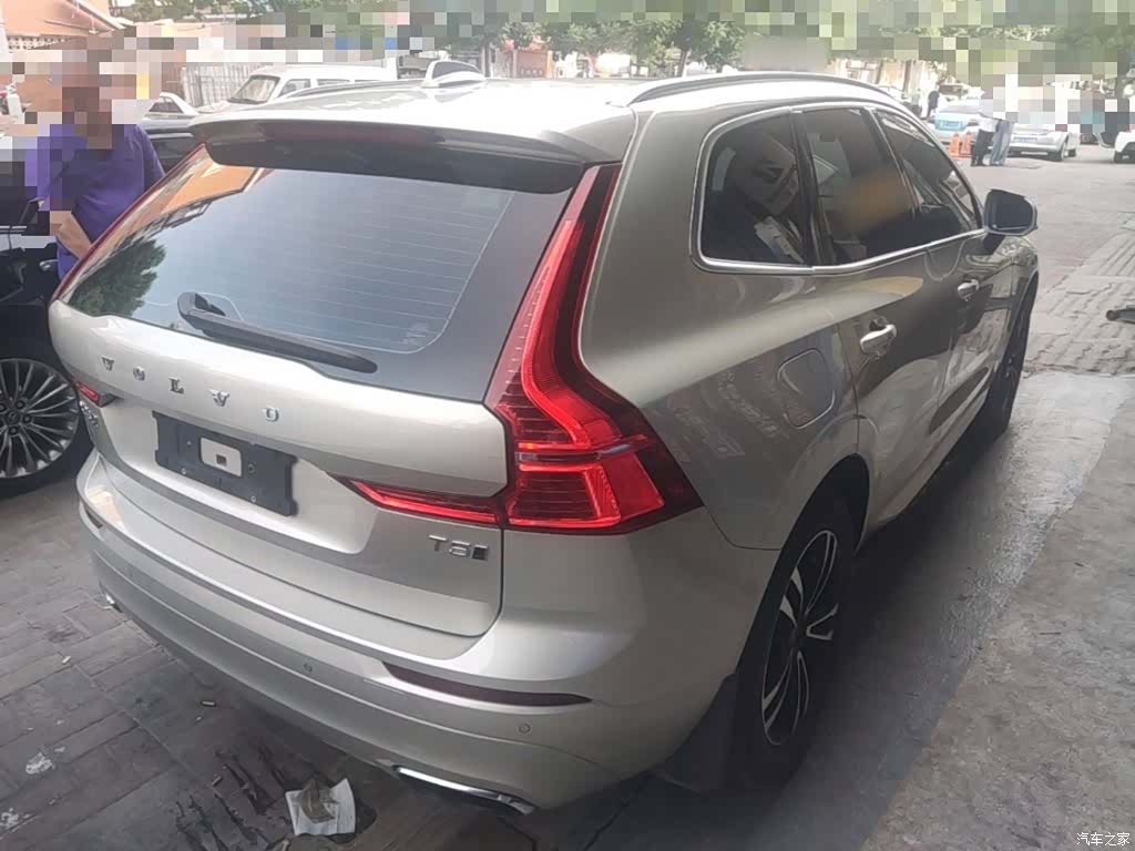 Volvo XC60, 2019 все фото