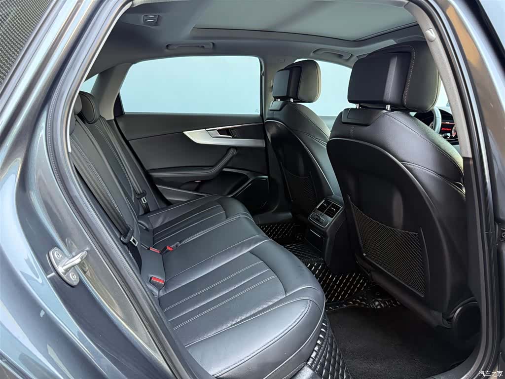 Audi A4L, 2023 10