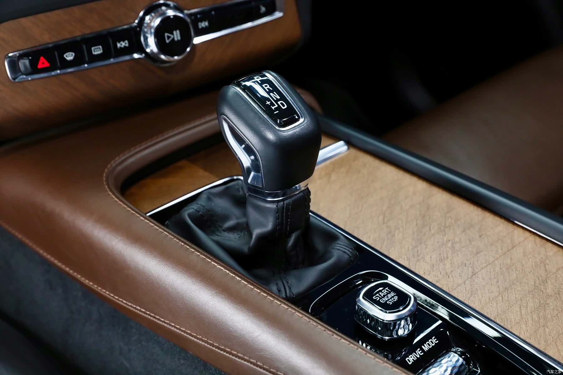 Volvo XC90, 2018 16