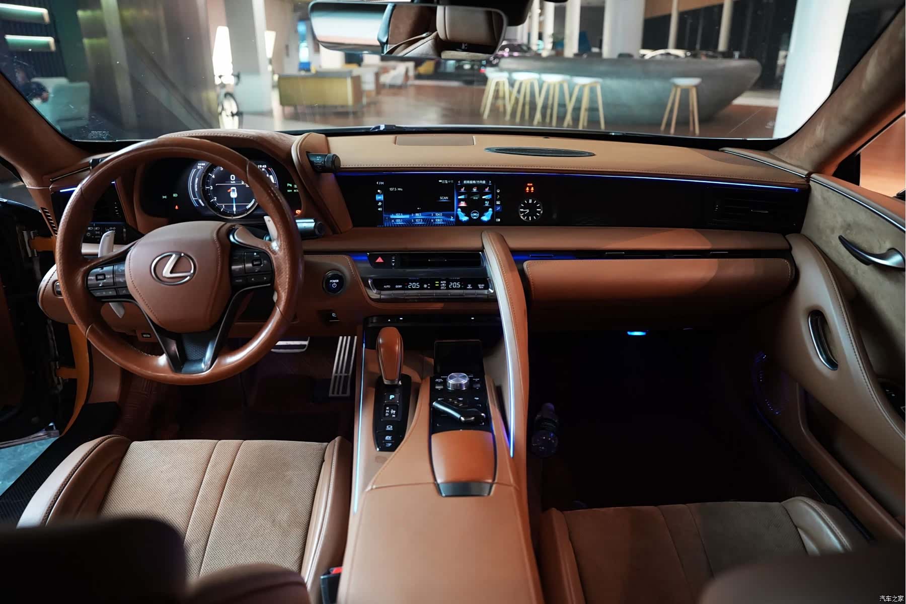 Lexus LC, 2018 14