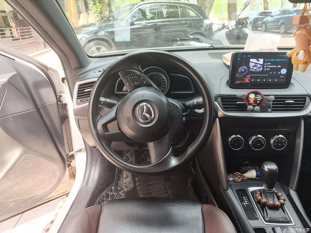 Mazda CX-4, 2017 3