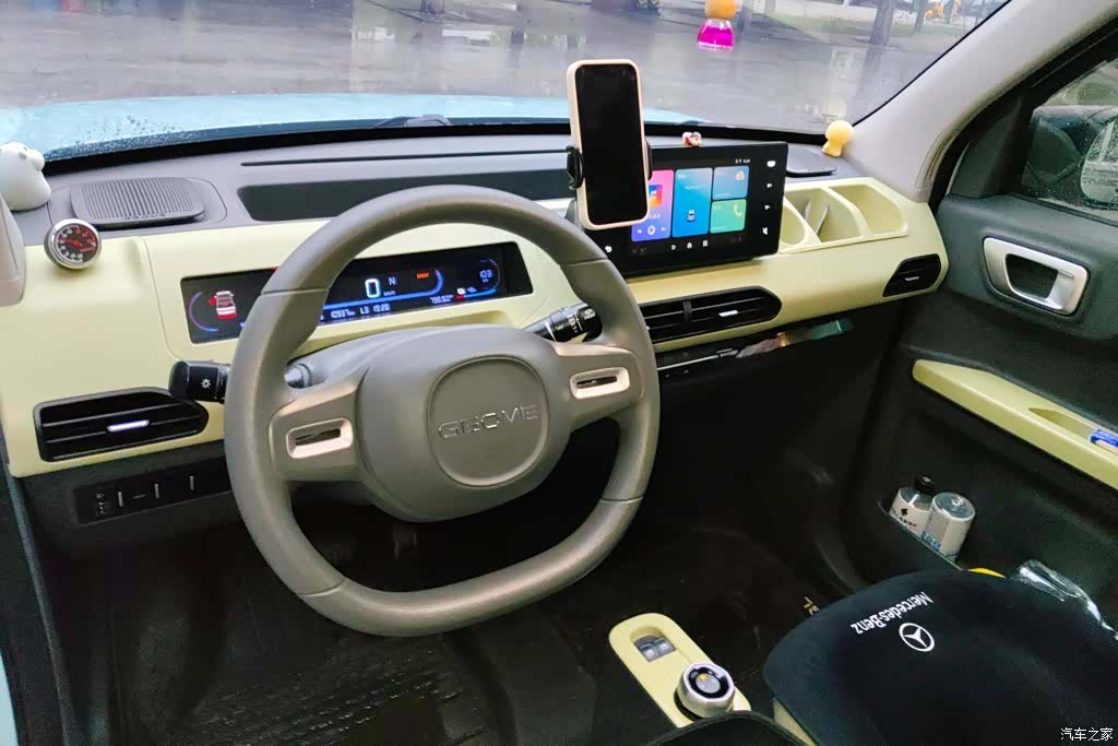 Geely Panda, 2025 12