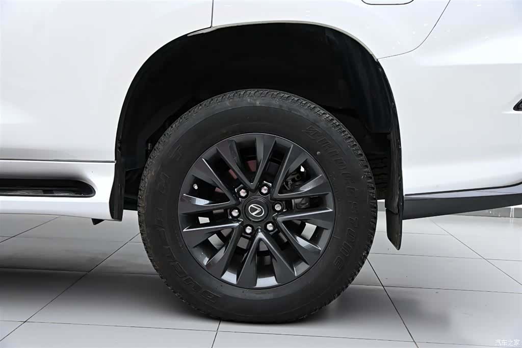 Lexus GX, 2023 36