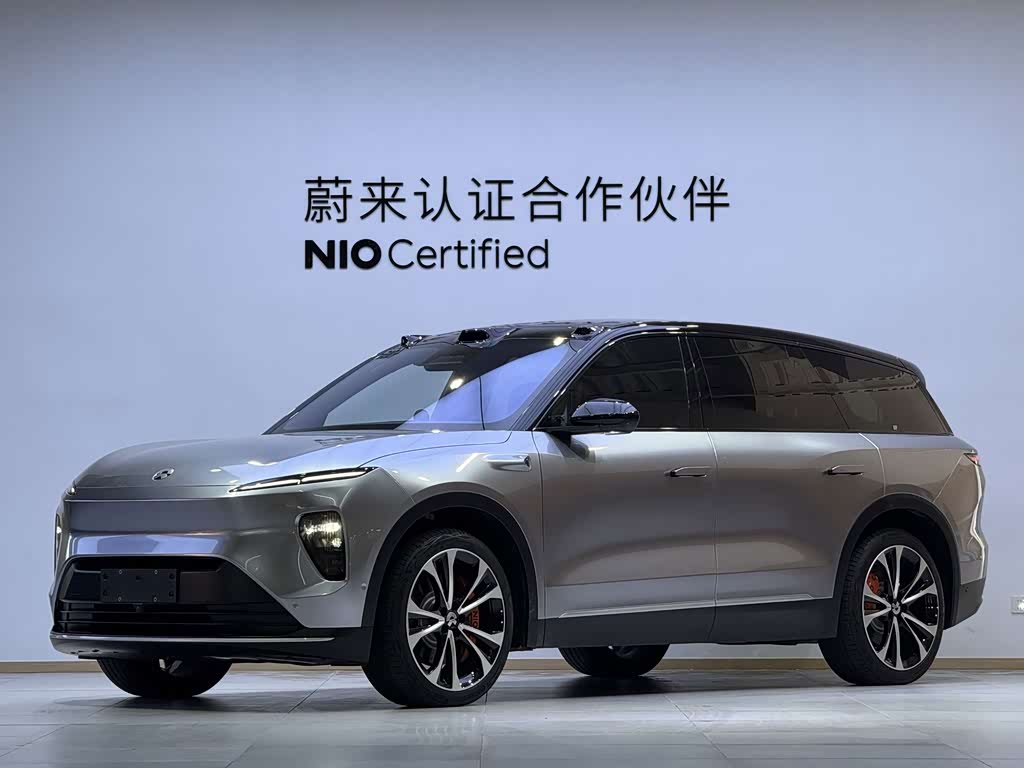 NIO ES8 2024 100kWh