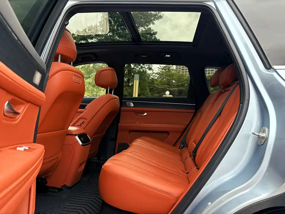 AITO Ask the world M7