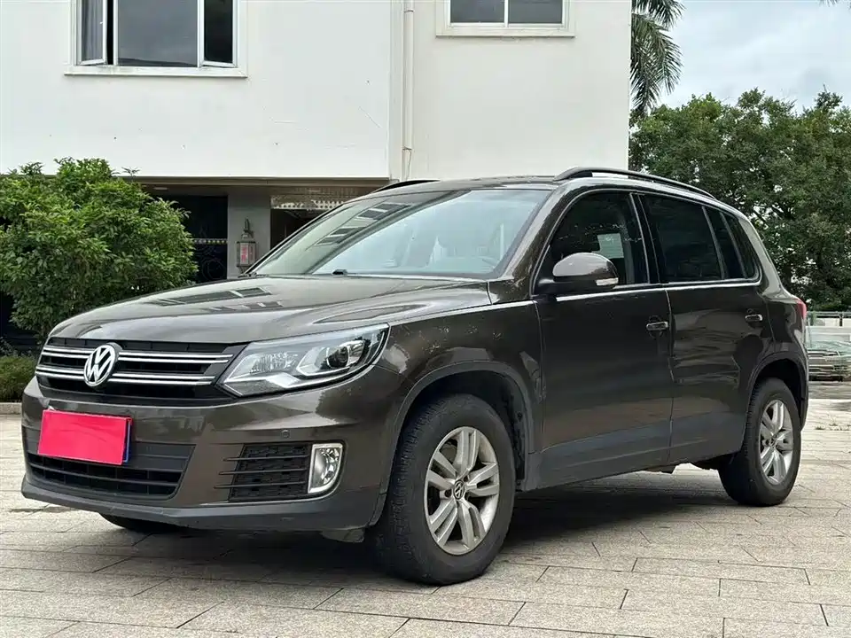 Volkswagen Tiguan Volkswagen Tiguan