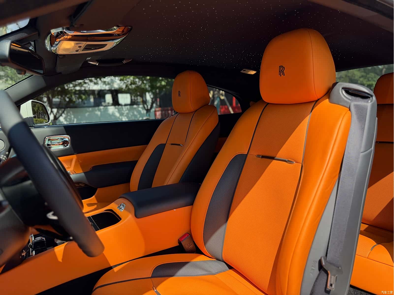 Rolls-Royce Wraith, 2014 13