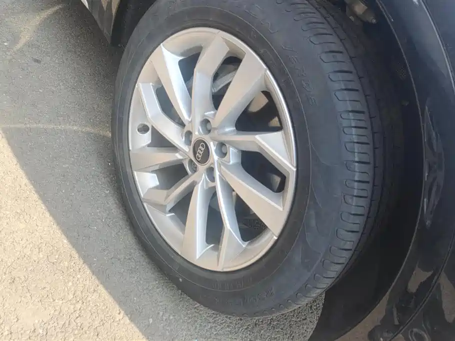 Audi Q5L Audi Q5L