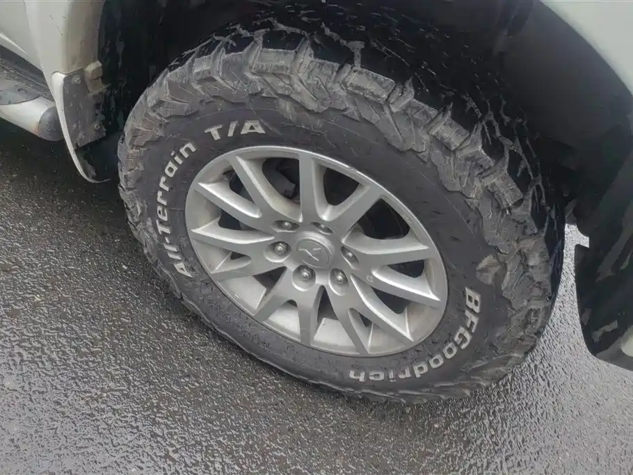 Mitsubishi Pajero Jinchang