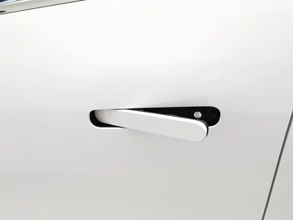 Geely Galaxy Galaxy E5