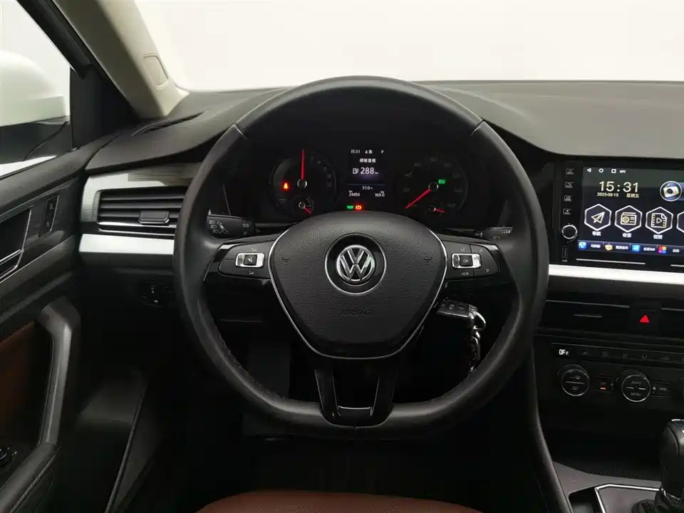 Volkswagen Lavida Pure Electric