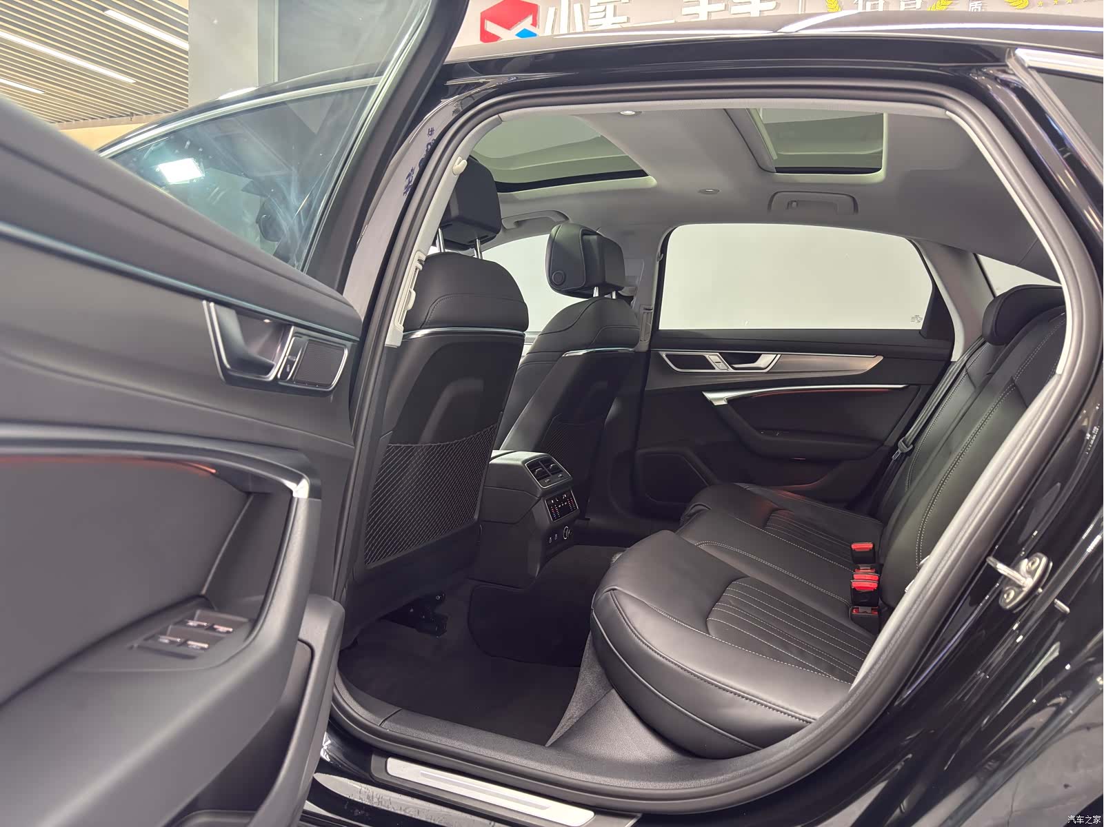 Audi A6L, 2023 все фото