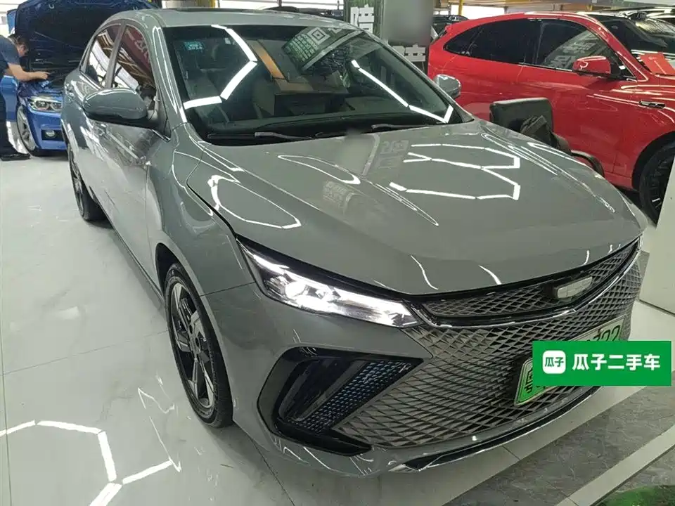 Geely Emgrand L HiP Geely Emgrand L HiP