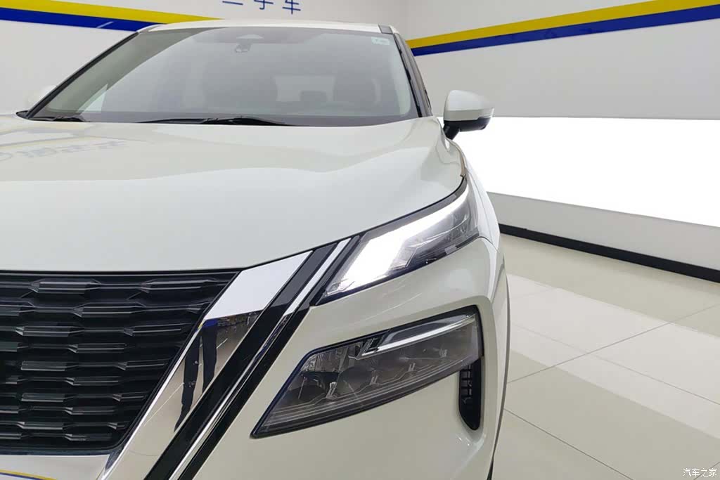Nissan X-Trail, 2022 все фото