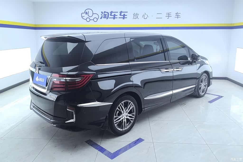 Honda Elysion, 2021 3