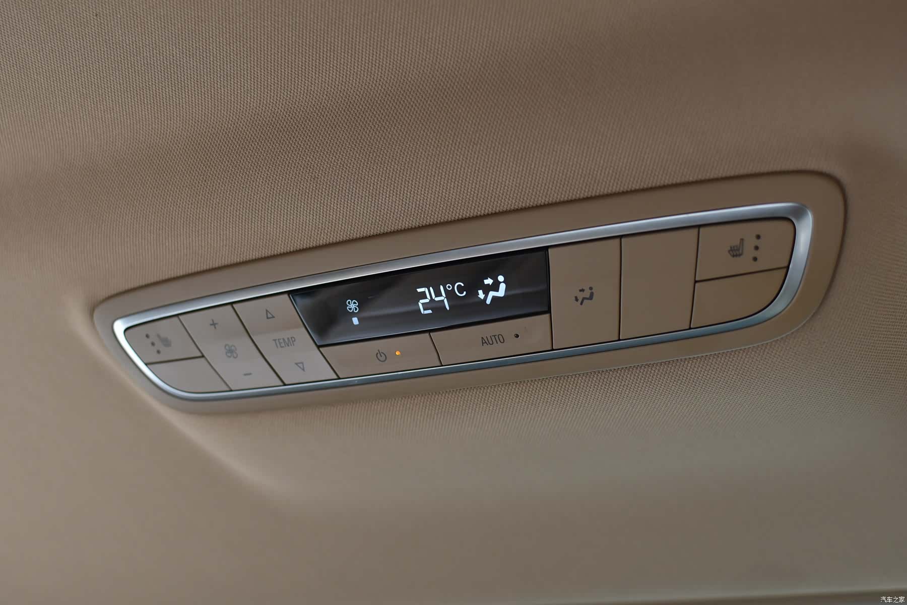 Buick GL8, 2021 20
