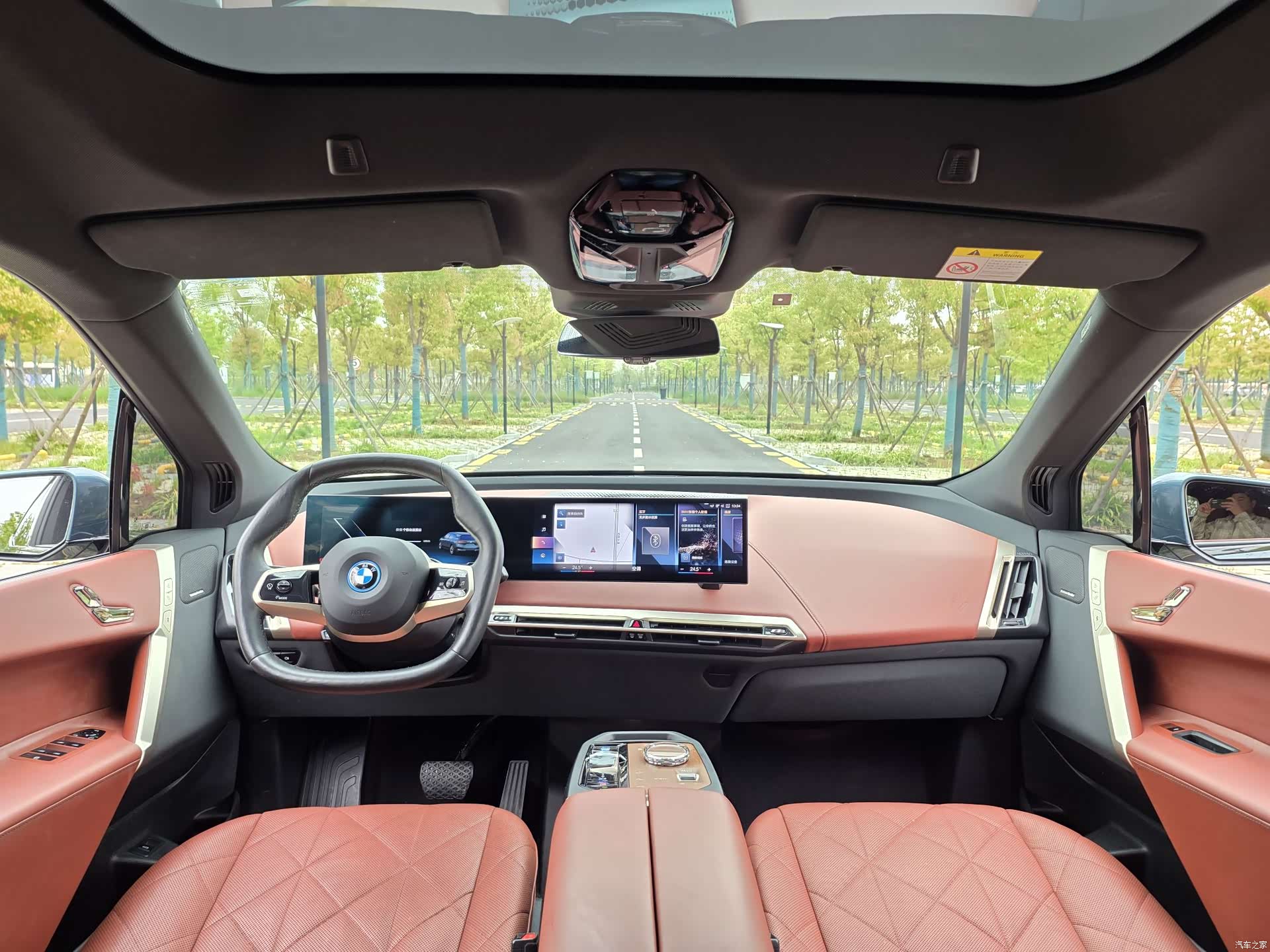 BMW iX, 2022 15