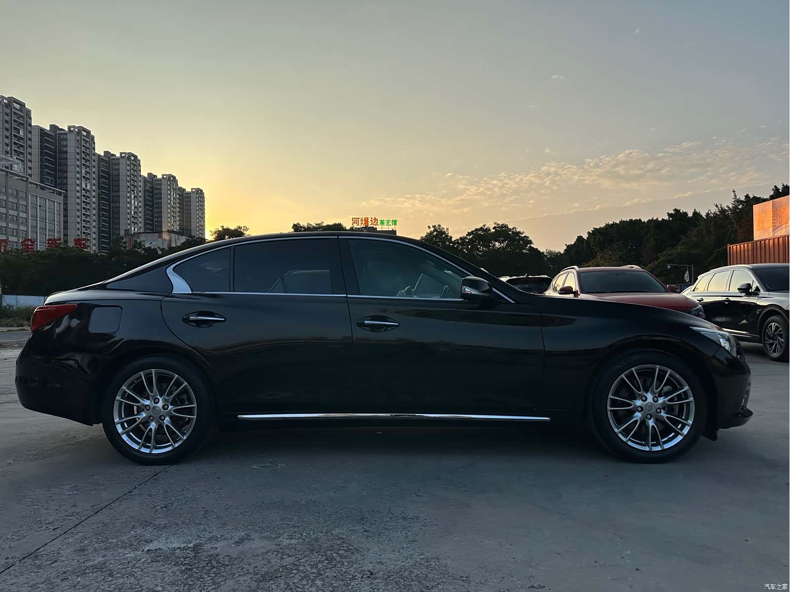 Infiniti Q50L, 2017 16