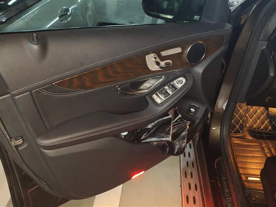 Mercedes-Benz GLC Mercedes-Benz GLC