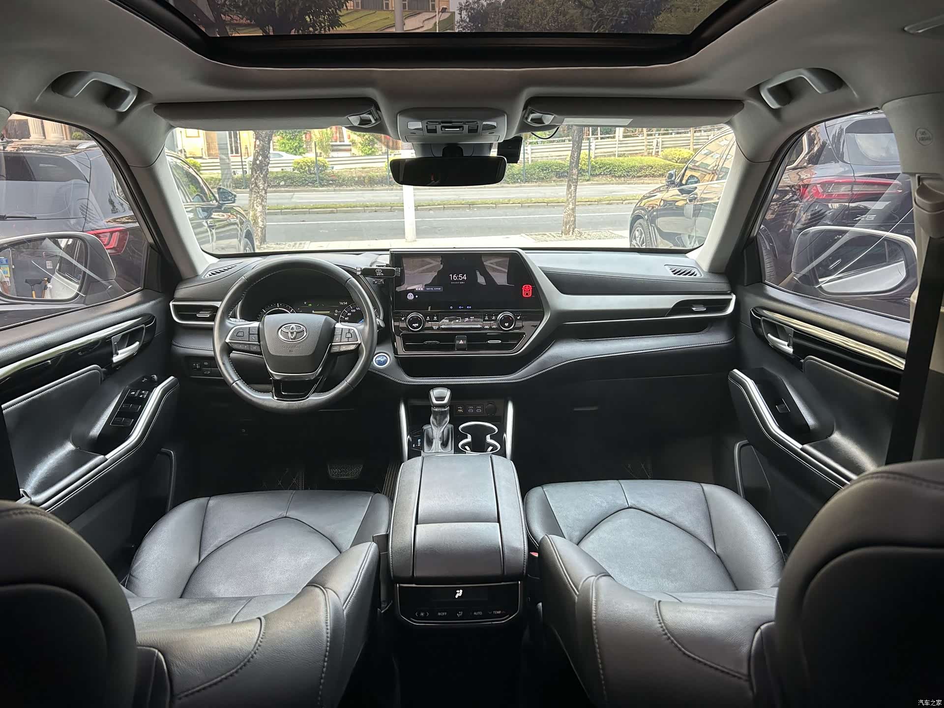 Toyota Highlander, 2022 12