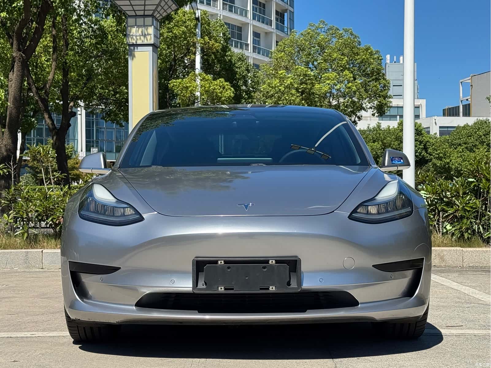 Model 3, 2020 1