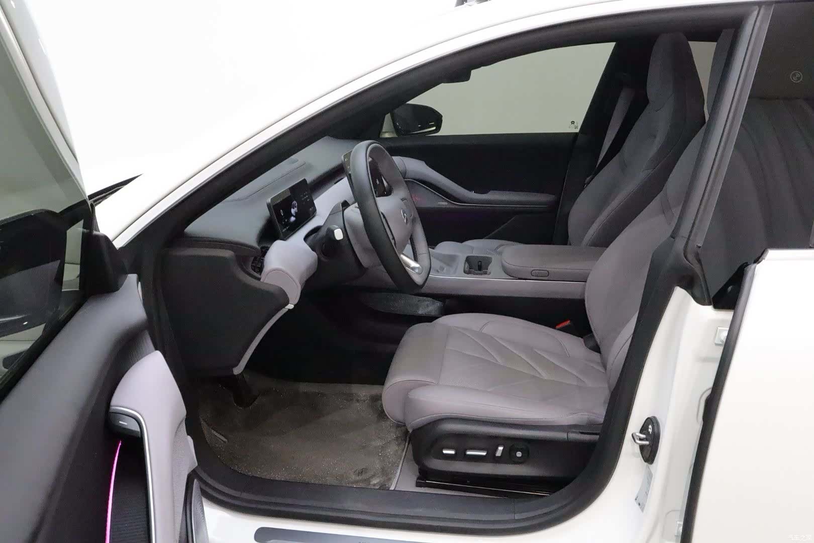 NIO ET5, 2025 11