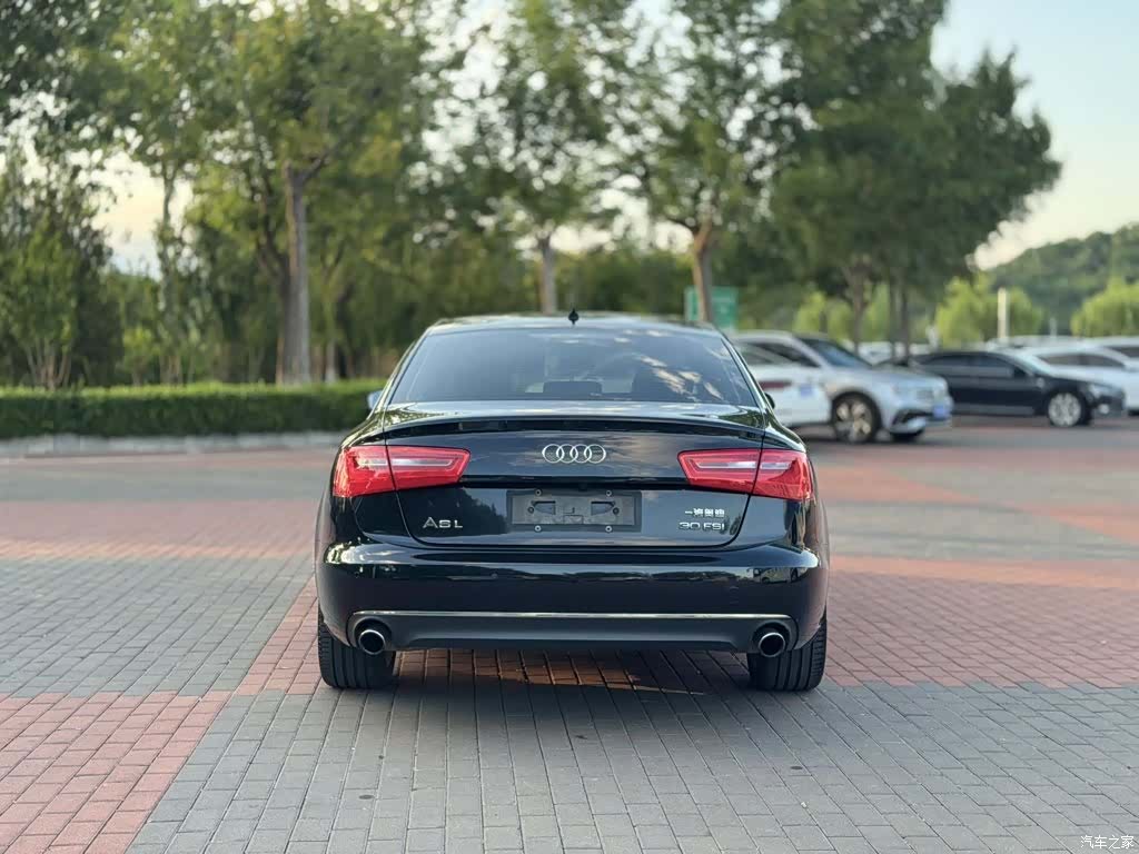 Audi A6L, 2015 все фото