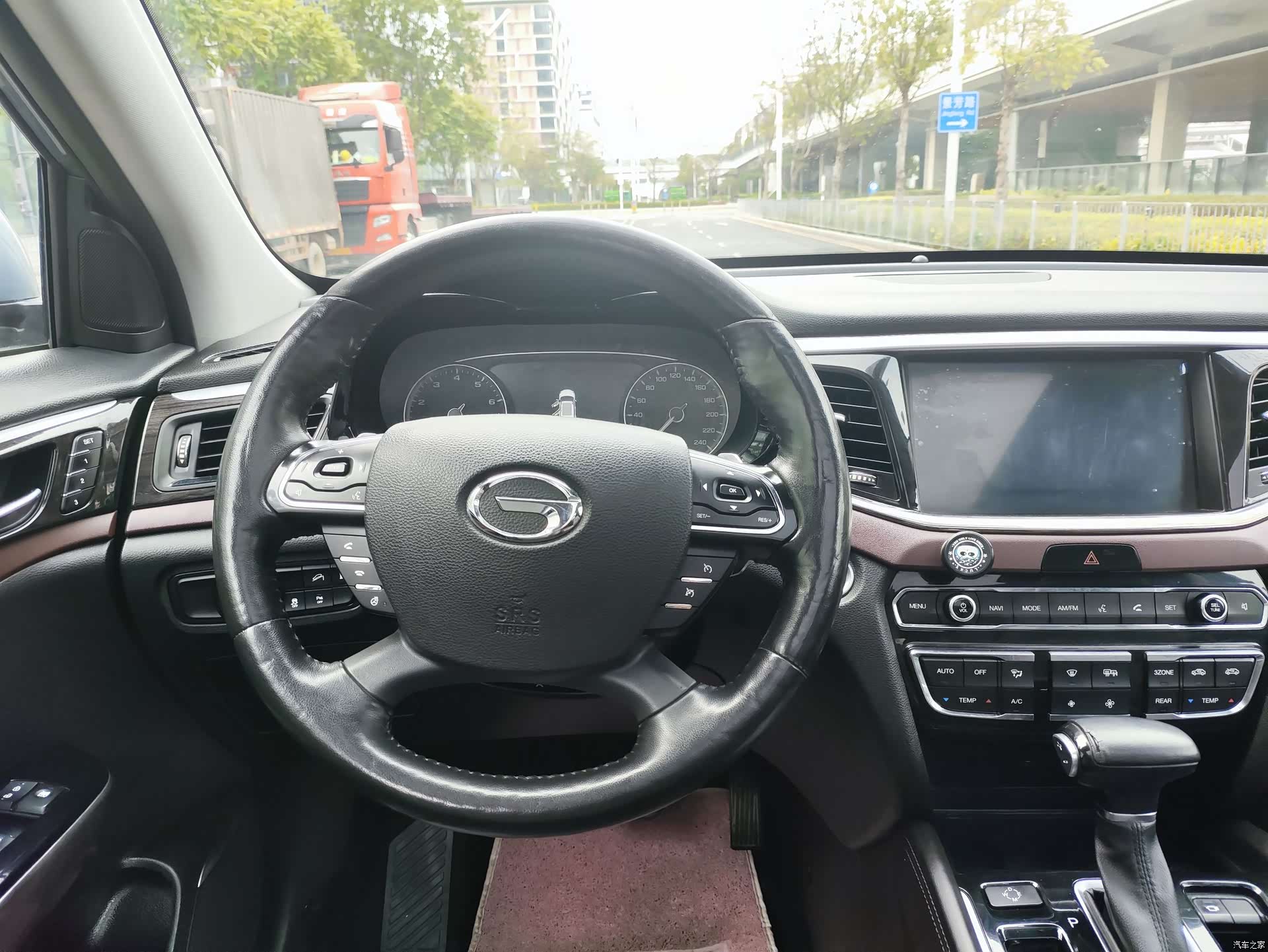 Trumpchi GS8, 2018 12