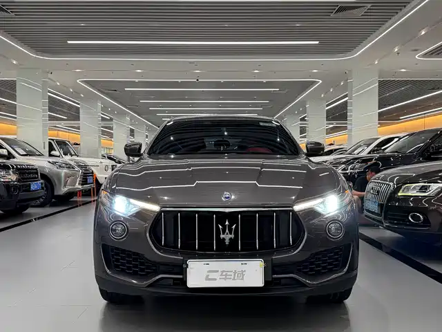 Maserati Levante 2019 — купить из Китая под заказ
