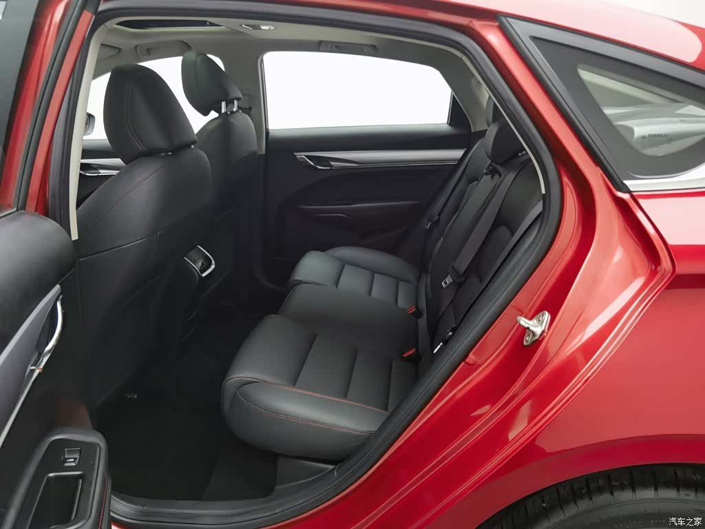 Geely Binray, 2020 15