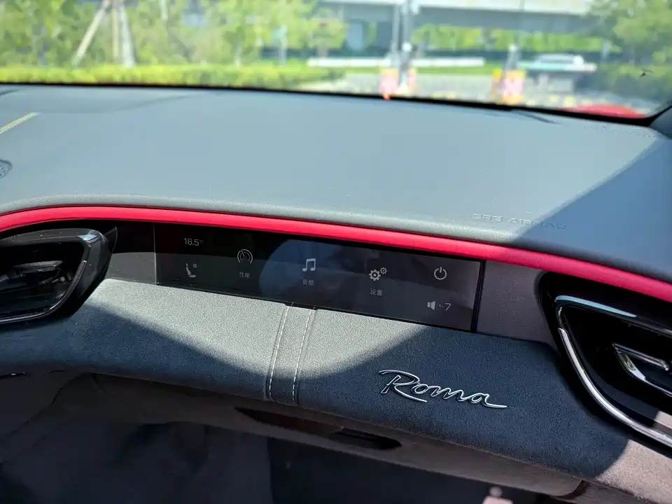 Ferrari Roma