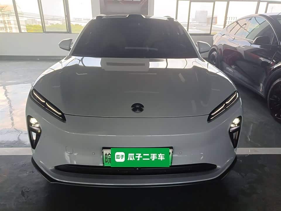 NIO ET5T