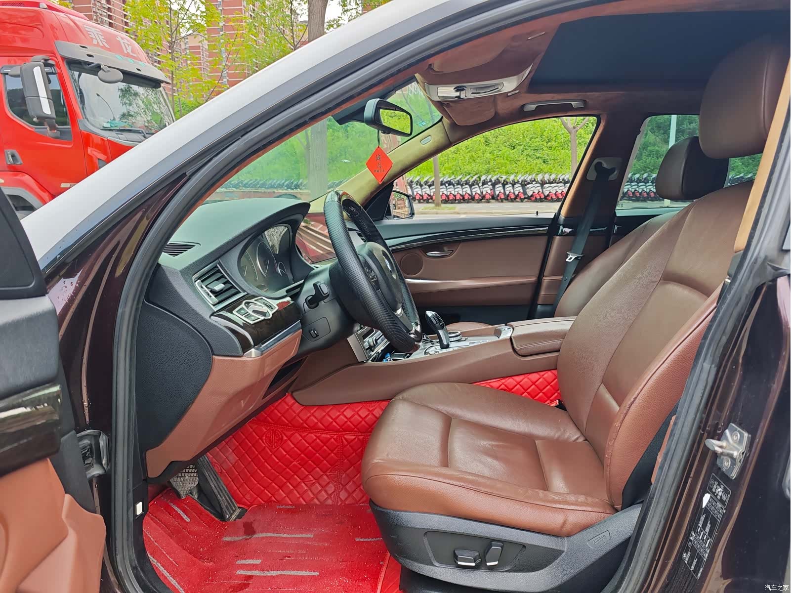 BMW 5 Series, 2014 все фото