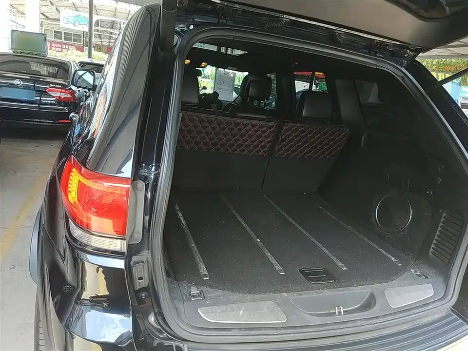 Jeep Grand Cherokee Jeep Grand Cherokee