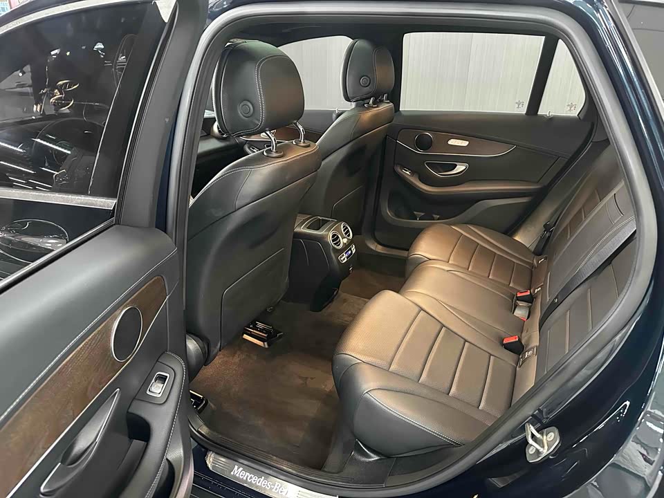 Mercedes-Benz GLC Mercedes-Benz GLC