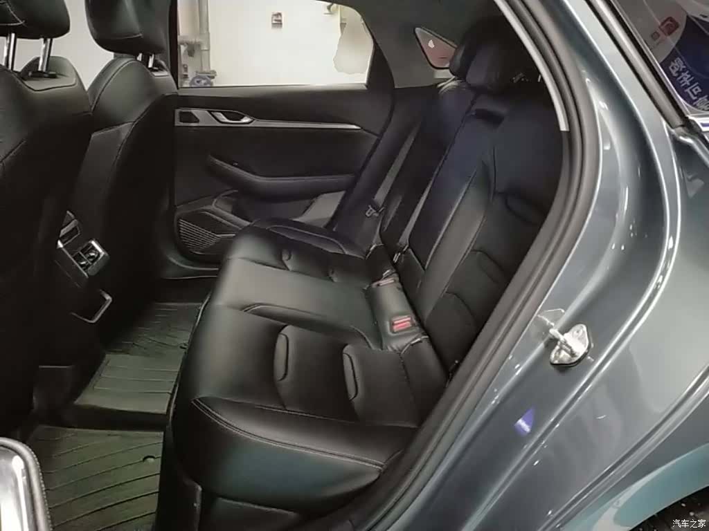 Geely Preface, 2022 17