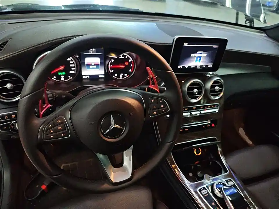 Mercedes-Benz GLC Mercedes-Benz GLC