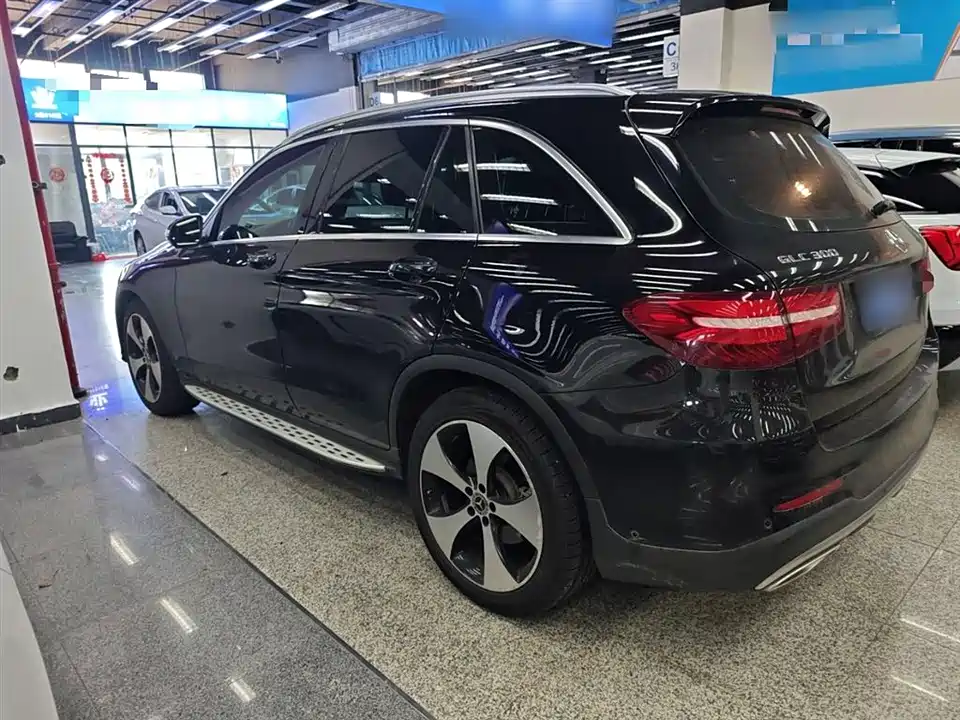 Mercedes-Benz GLC Mercedes-Benz GLC