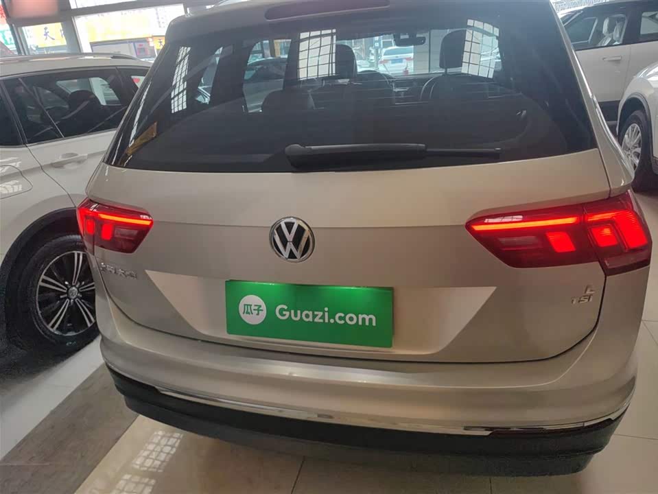 Volkswagen Tiguan L