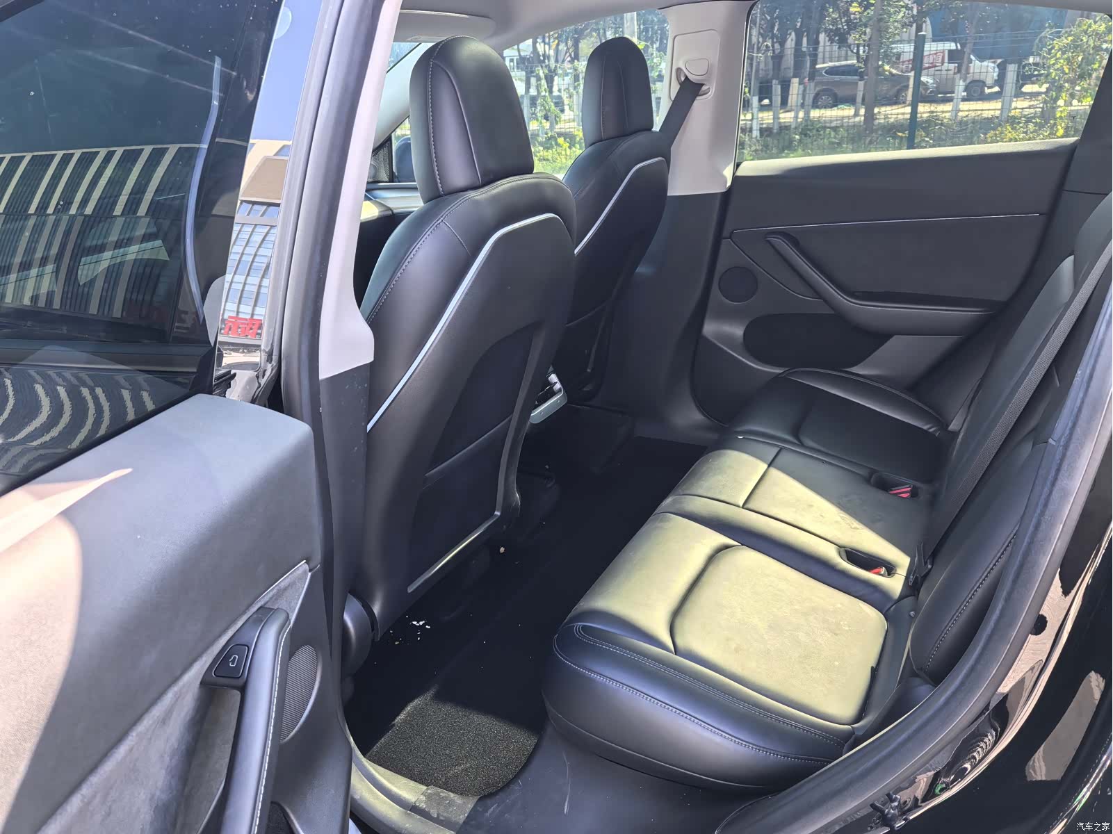 Tesla Model Y, 2022 9