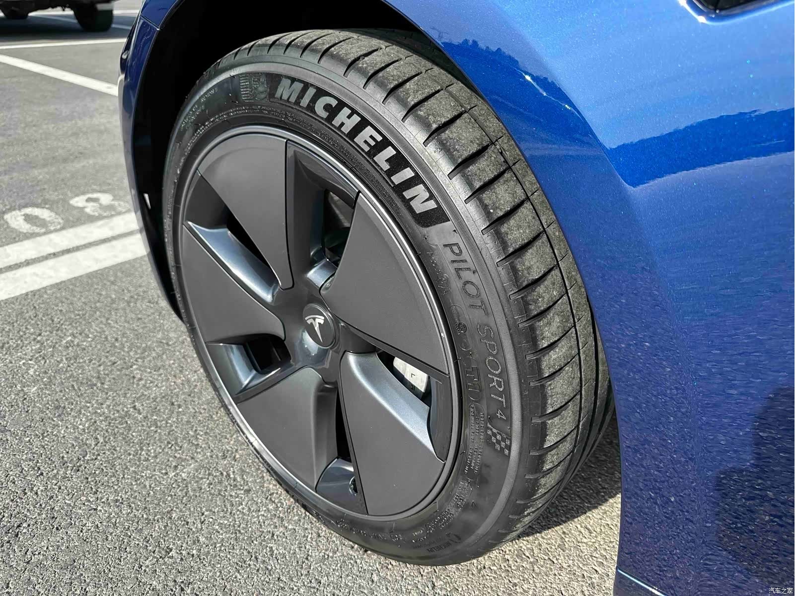 Tesla Model 3, 2021 4