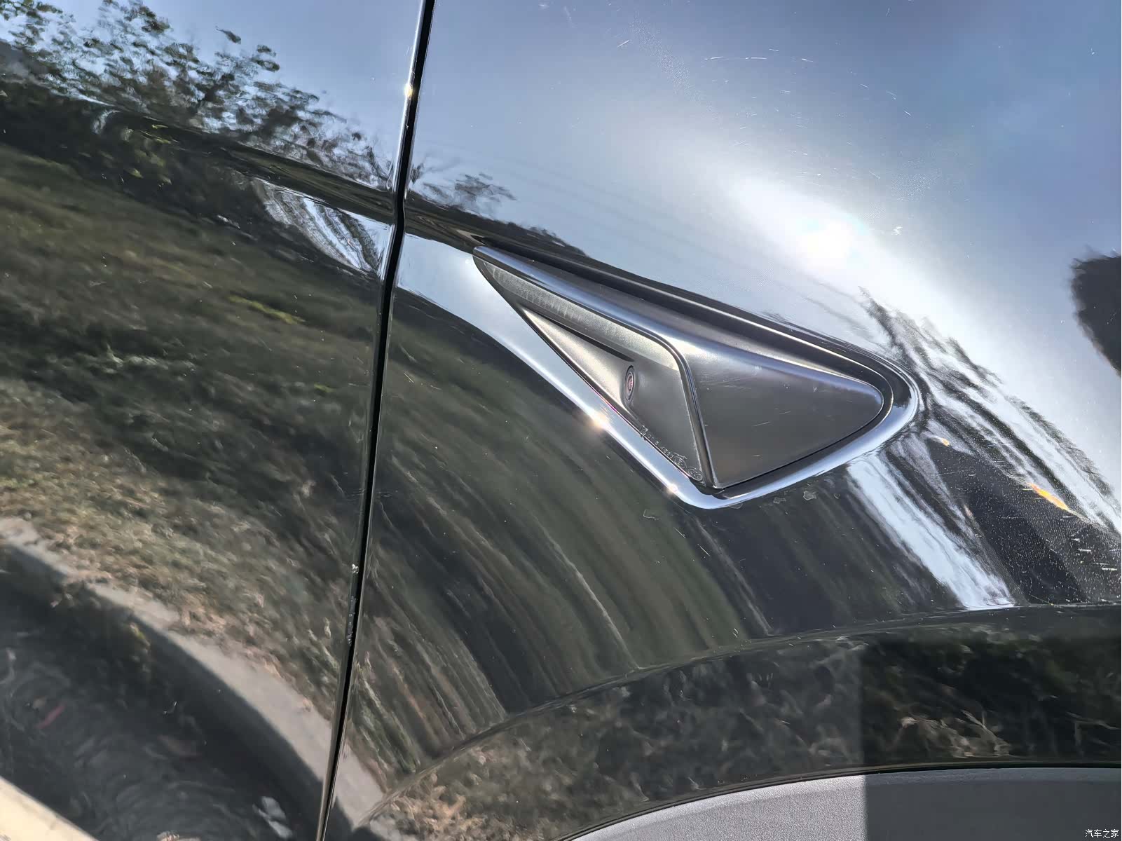 Tesla Model Y, 2022 19