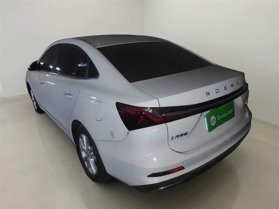 Roewe i5
