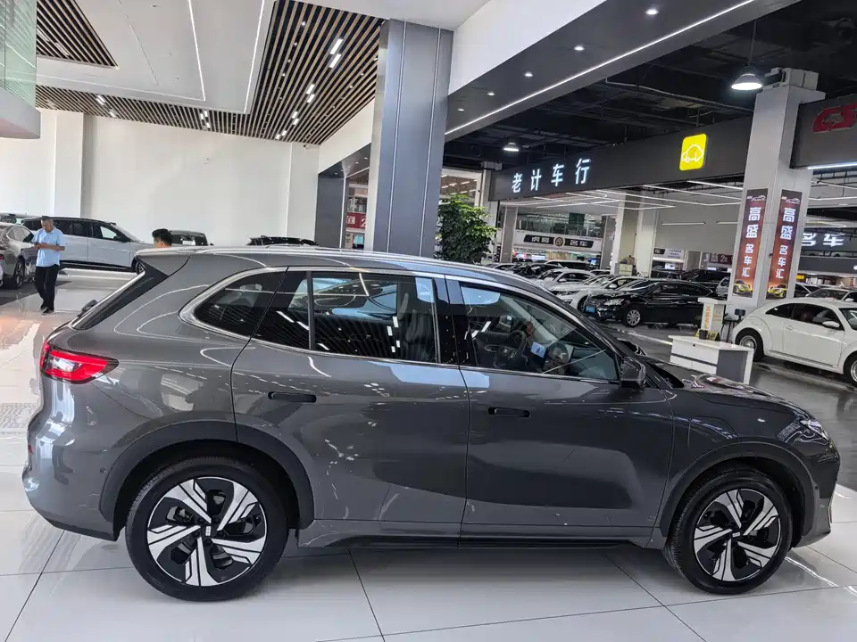 Geely Galaxy Galaxy E5