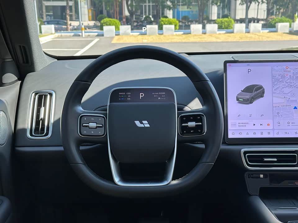Li Auto Ideal L6