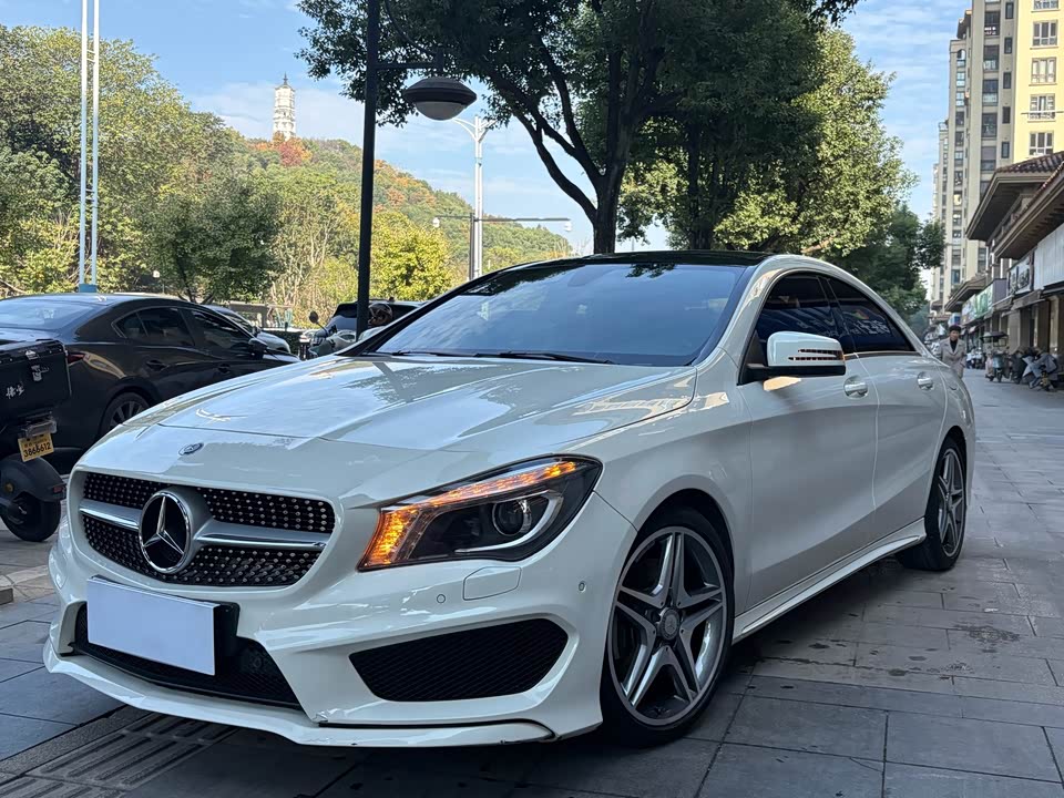 Mercedes-Benz CLA